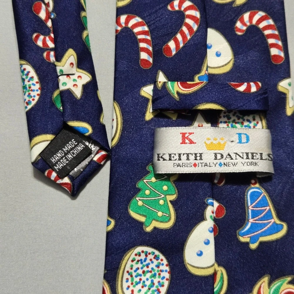 Keith Daniels Christmas Sugar Cookie Holiday Silk Necktie Snowman Canes 60x4